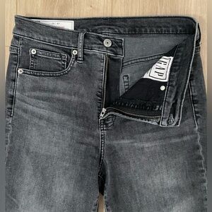 Gap True Skinny grey wash high rise jeans, Size 8 / 29